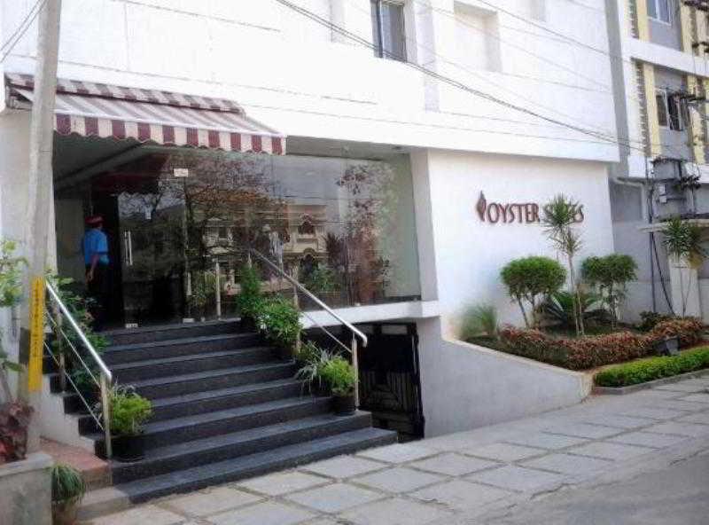 Oyster Suites Hyderabad Esterno foto