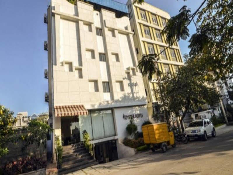 Oyster Suites Hyderabad Esterno foto