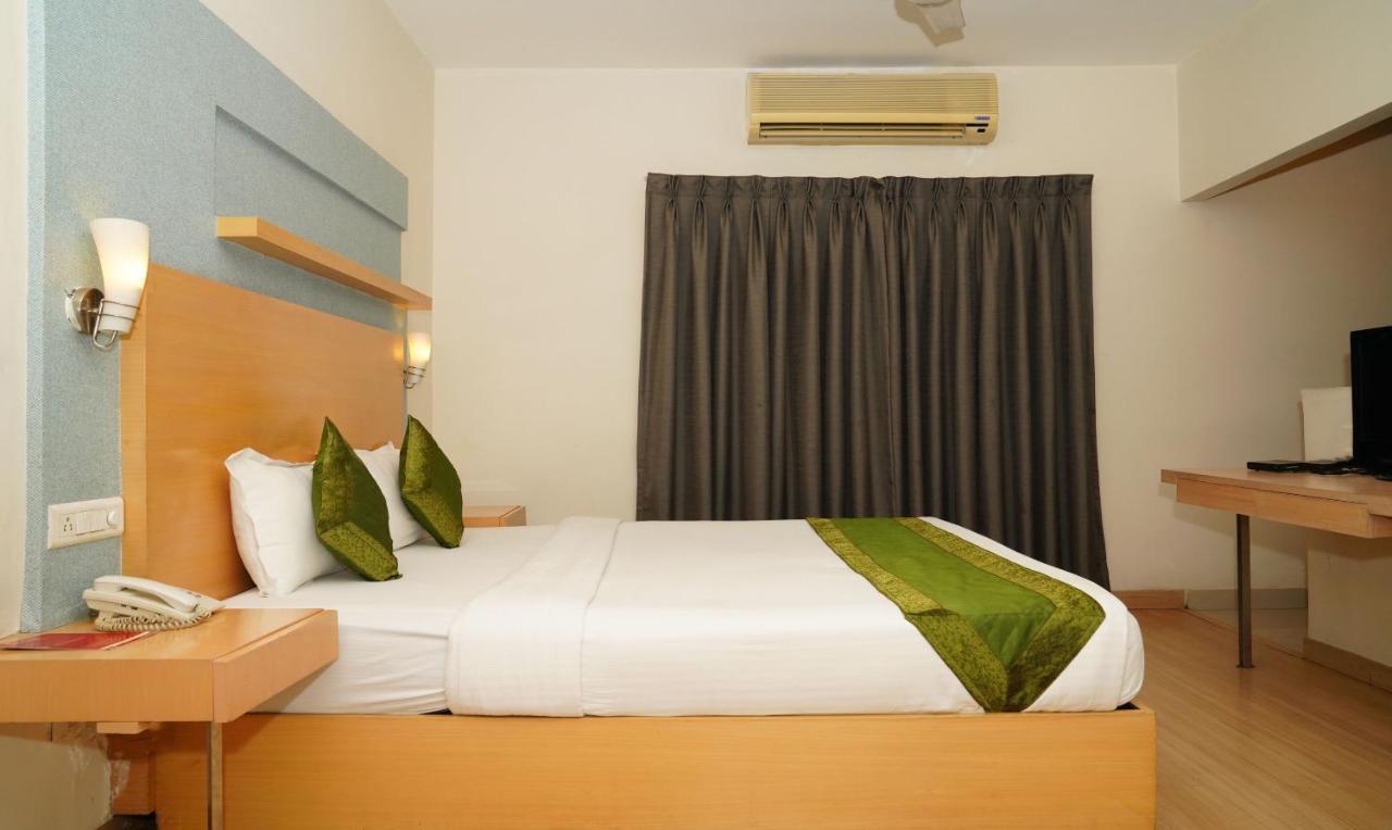 Oyster Suites Hyderabad Esterno foto