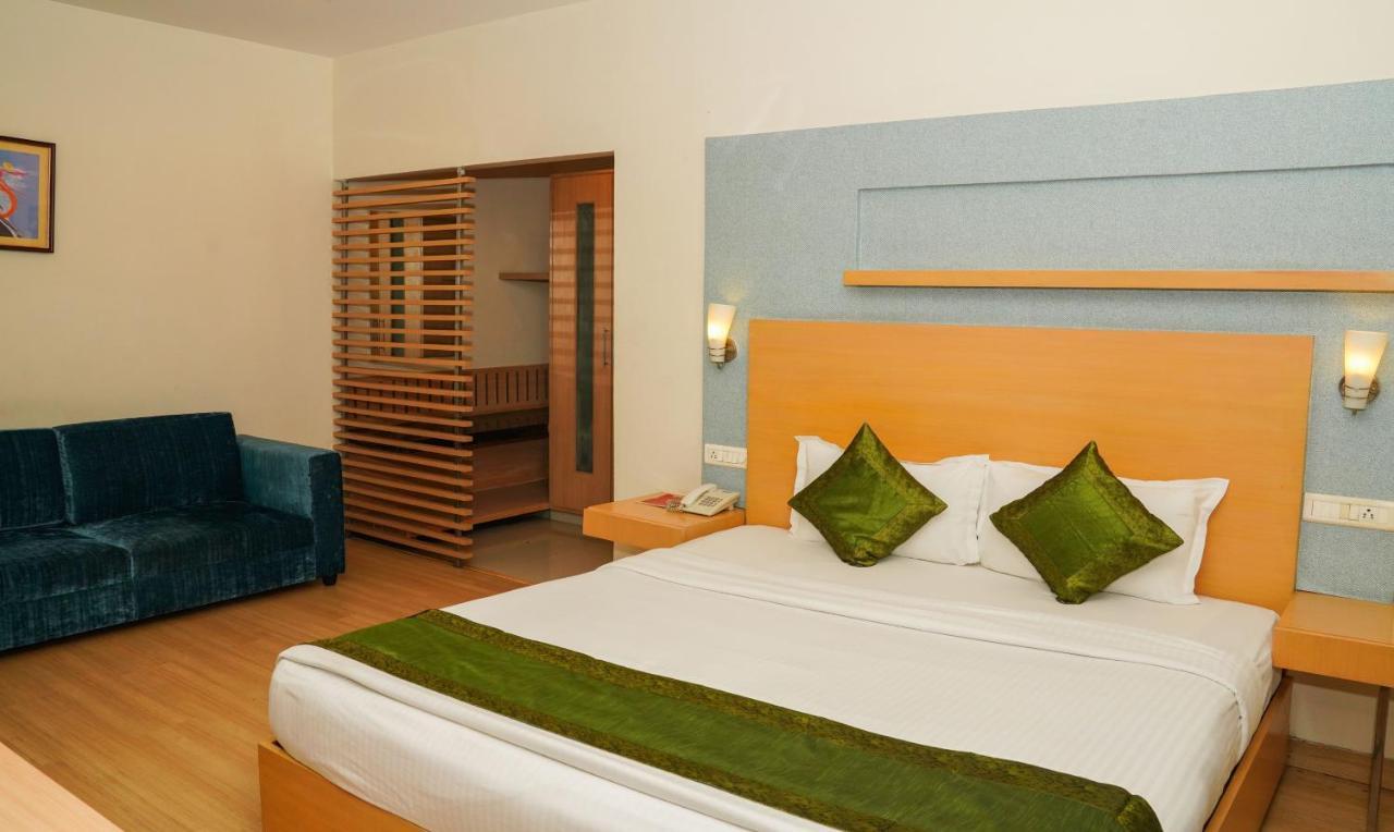 Oyster Suites Hyderabad Esterno foto