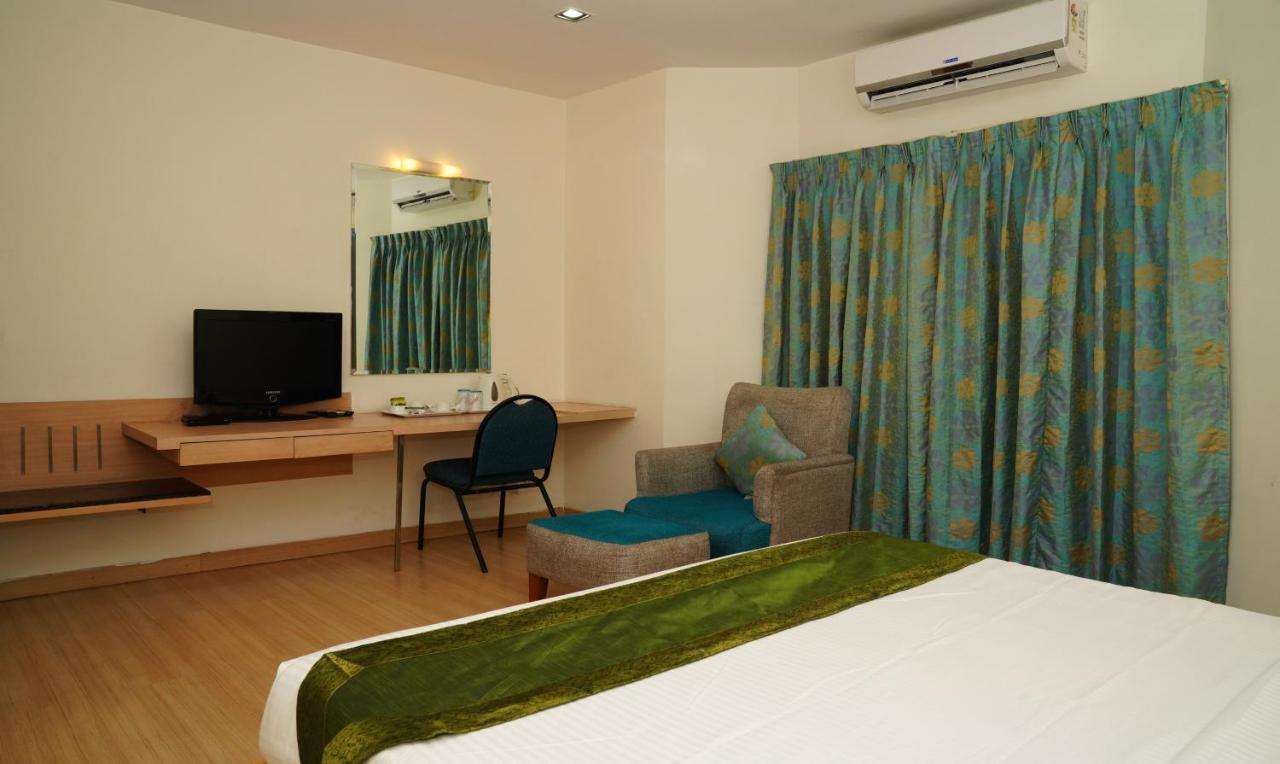 Oyster Suites Hyderabad Esterno foto