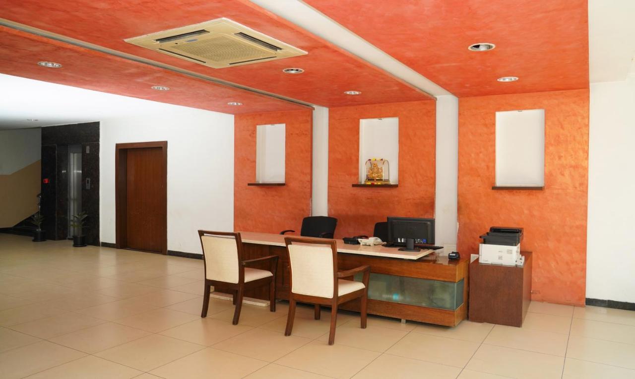 Oyster Suites Hyderabad Esterno foto